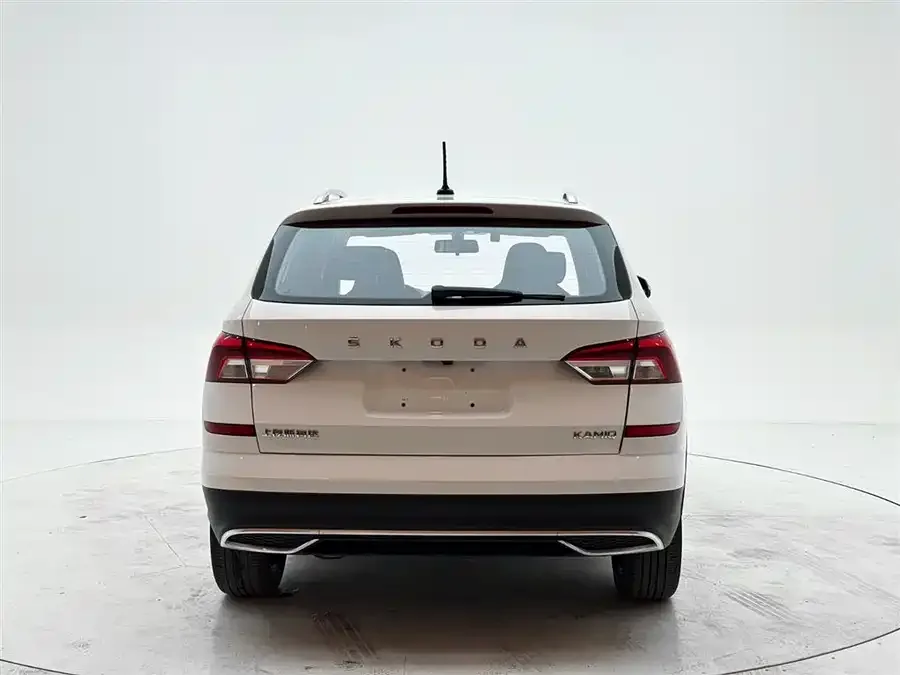 Skoda Kamiq Komic 2022 1.5L automatic comfort version 2022 — миниатюра 2