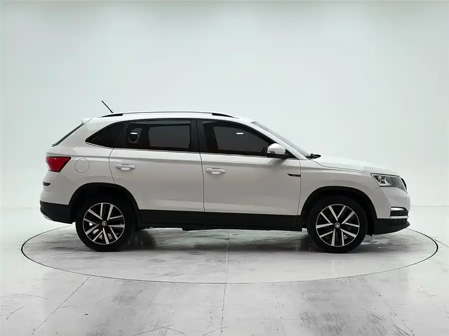 Skoda Kamiq Komic 2022 1.5L automatic comfort version 2022 — миниатюра 3