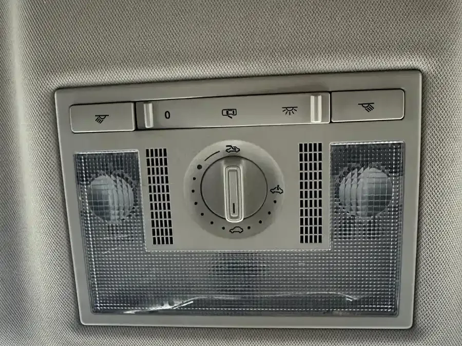 Skoda Kamiq Komic 2022 1.5L automatic comfort version 2022 — миниатюра 5