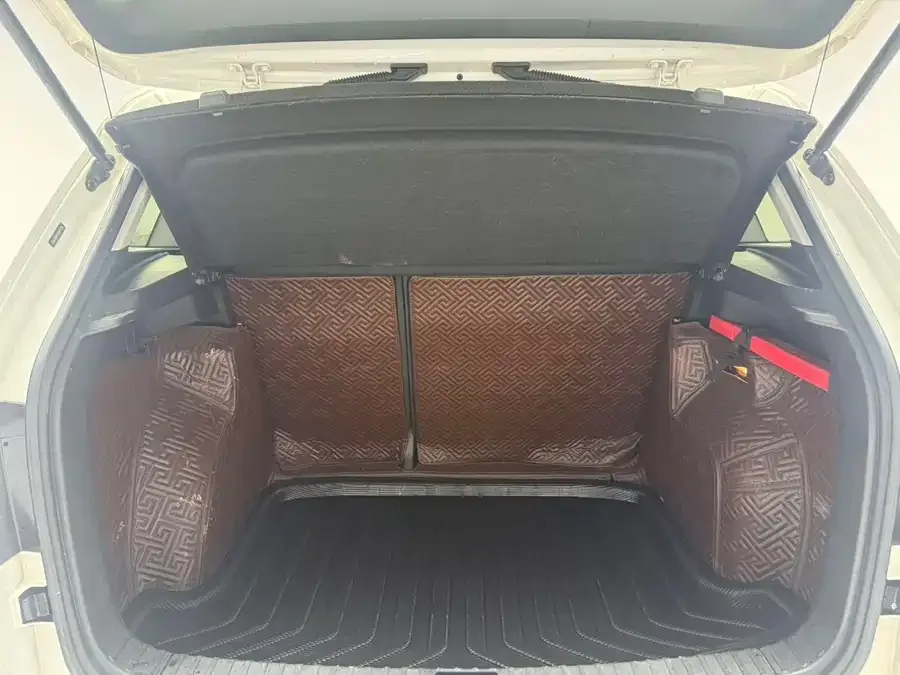 Skoda Karoq Korok 2022 TSI280 Exclusive Edition 2023 — миниатюра 3