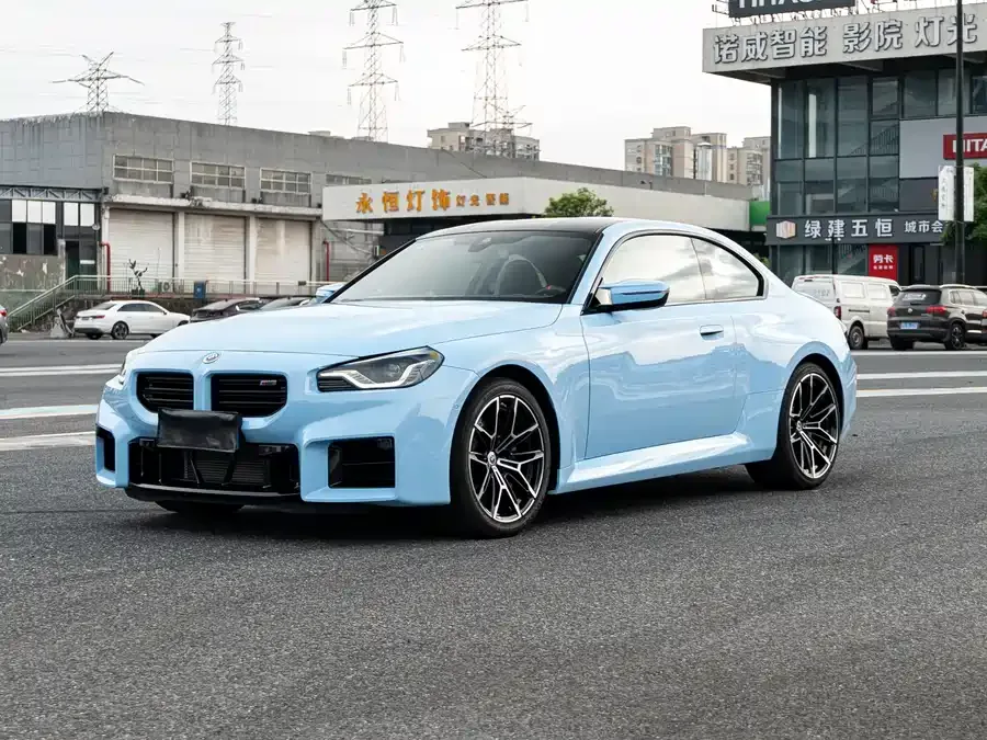 BMW M2 2025