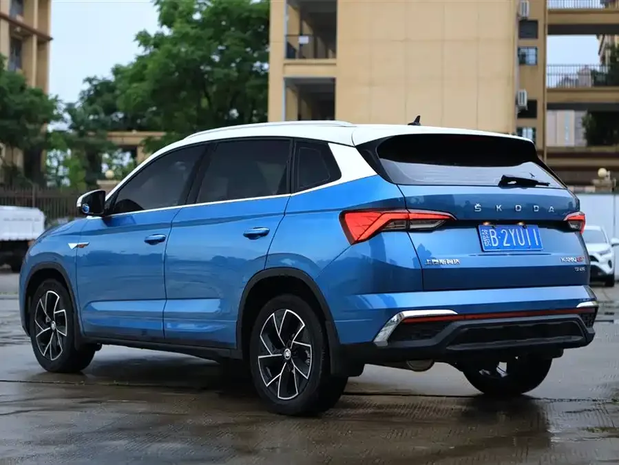 Skoda Kamiq 2021 KOMIC GT TSI230 DSG Flagship Edition 2023 — миниатюра 2