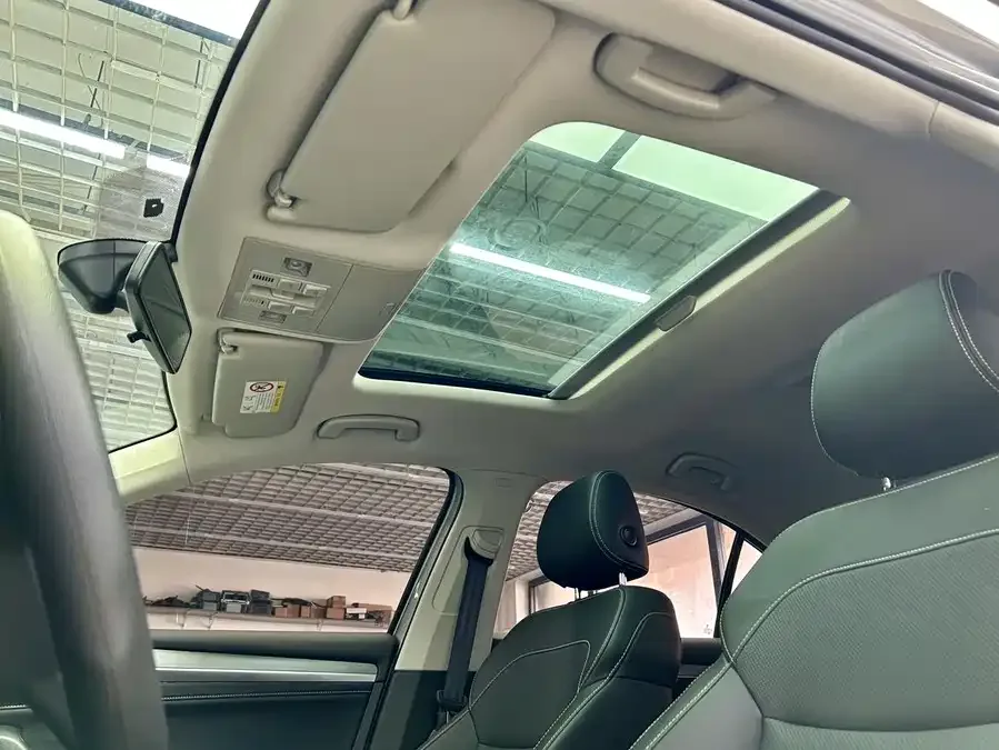 Skoda Superb Super 2023 TSI280 DSG Exclusive Edition 2023 — миниатюра 5
