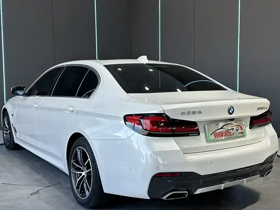 BMW 5 Series New Energy 2022 Model 3 535Le Pioneer Edition M Sports Package 2022 — миниатюра 5