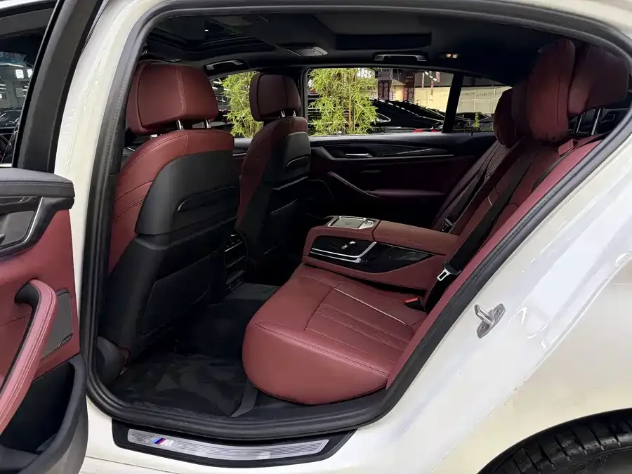 BMW 5 Series New Energy 2022 Model 2 535Le Pioneer Edition M Sports Package 2022 — миниатюра 5