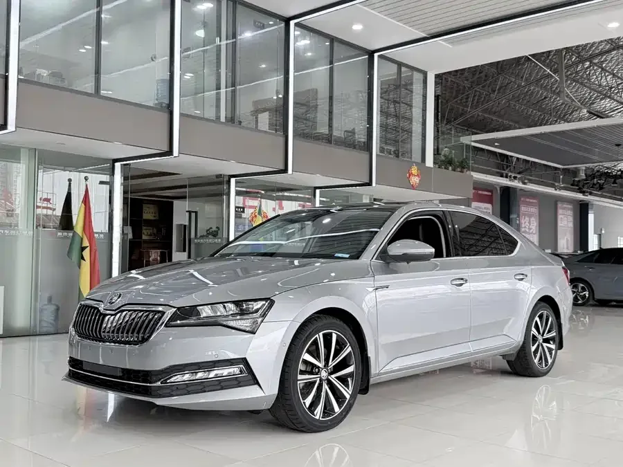 Skoda Superb 2022