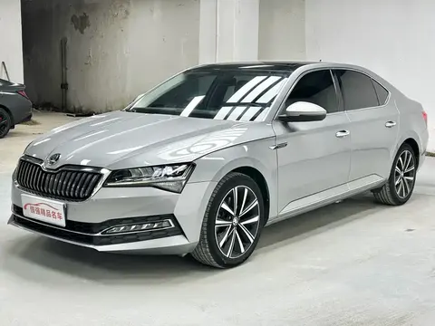 Skoda Superb 2022 buy in Moscow