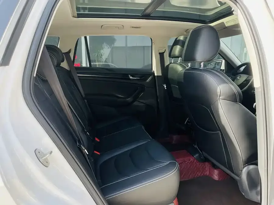 Skoda Kodiaq Kodiak 2021 TSI330 5-seater two-wheel drive luxury premium version 2022 — миниатюра 5