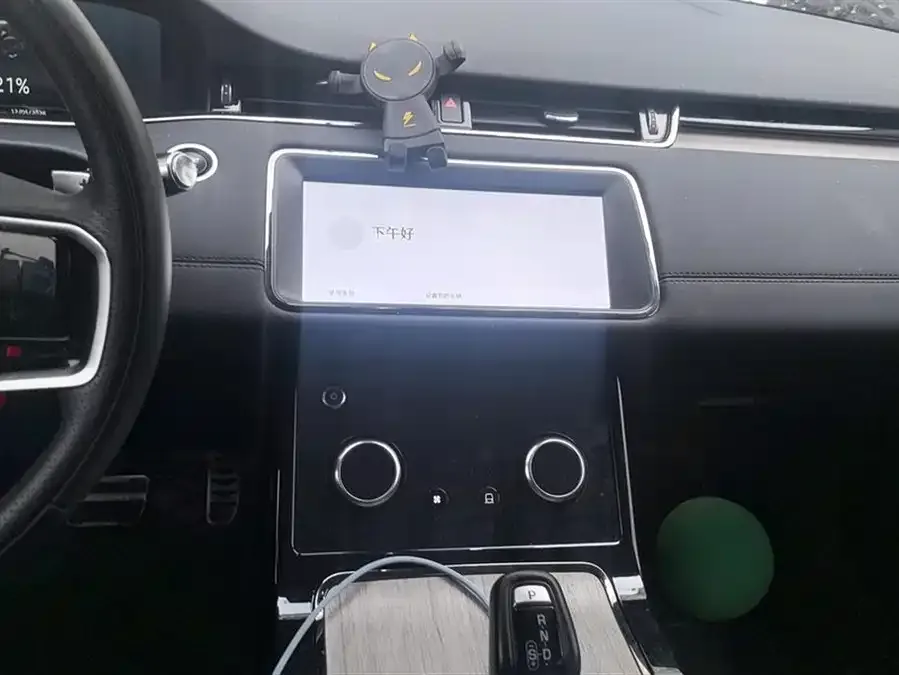 Land Rover Range Rover Aurora New Energy Range Rover Aurora New Energy 2022 Aurora L P300e Plug-in Electric Hybrid Edition 2022 — миниатюра 4