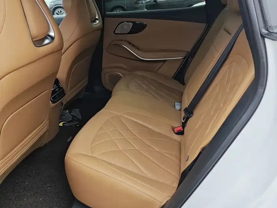 Roewe Feifan R7 Feifan R7 2024 long-term Pro version 2023 — миниатюра 3