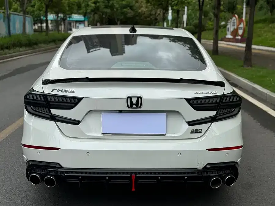 Honda Accord 2022 Accord 260TURBO Fantasy Night Premium Edition 2023 — миниатюра 5