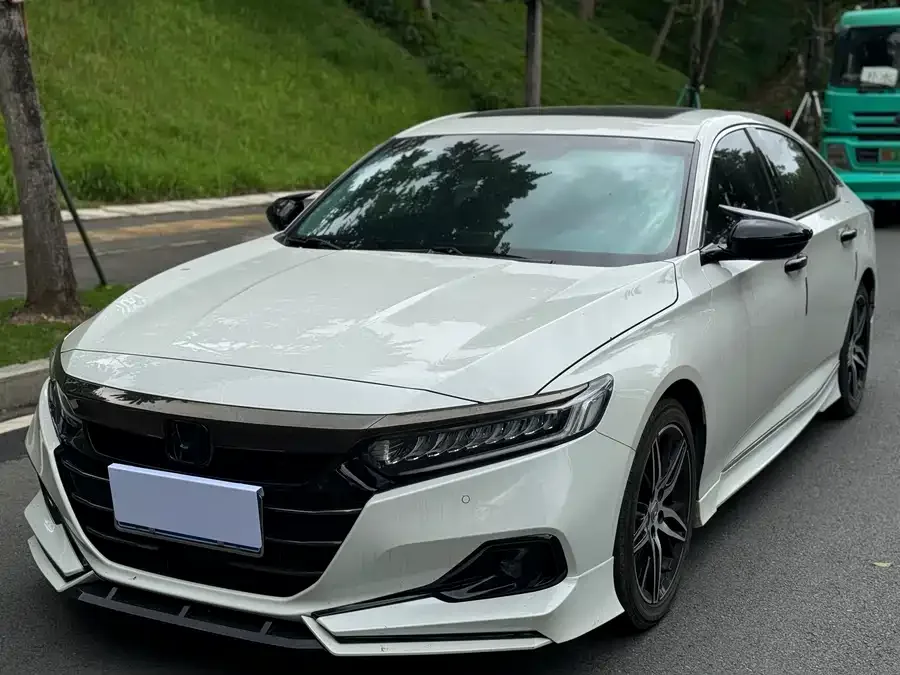 Honda Accord 2022 Accord 260TURBO Fantasy Night Premium Edition 2023 — фото 1, купить с доставкой в Москву