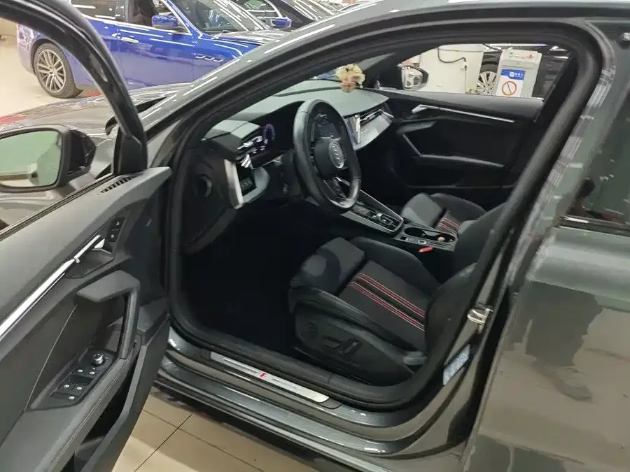 Audi A3 2022 A3L Limousine 35 TFSI Fashion Sports 2022 — миниатюра 5