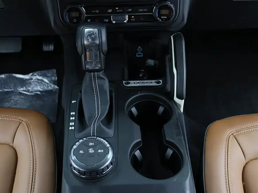 Ford Wild Horse Ford Mustang 2024 2.3T Long Beach 2025 — миниатюра 5