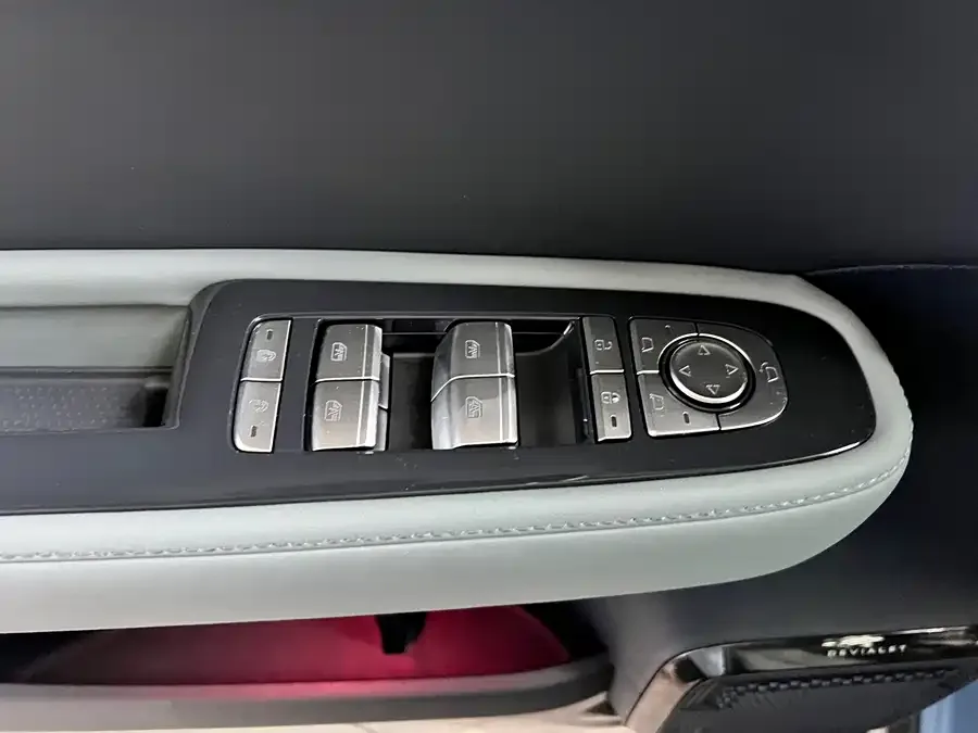 BYD Leopard Leopard 5 Leopard 5 2023 Yunnan flagship version 2024 — миниатюра 5