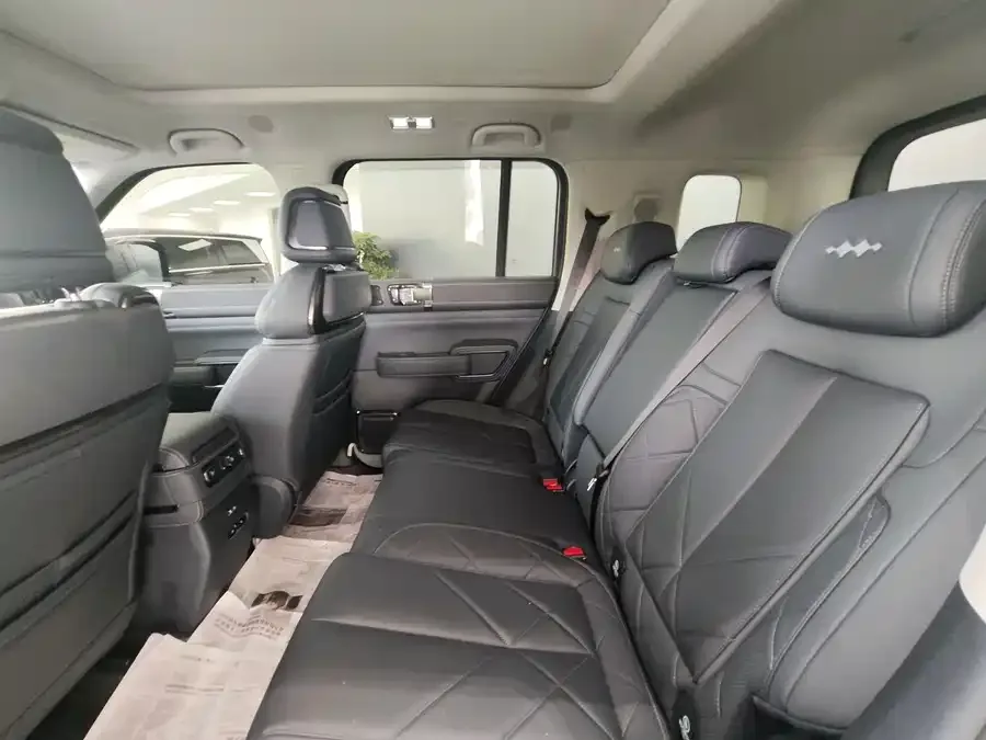 BYD Leopard Leopard 5 Leopard 5 2023 Pilot Edition 2024 — миниатюра 2
