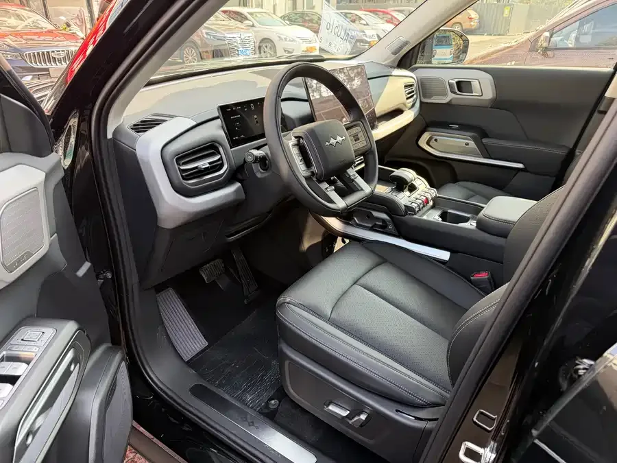 BYD Leopard Titanium 3 Titanium 3 2025 501KM 4WD Ultra Edition 2026 — миниатюра 2