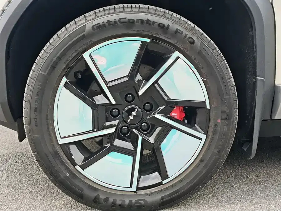 BYD Leopard Titanium 3 Titanium 3 2025 501KM 4WD Ultra Edition 2025 — миниатюра 2