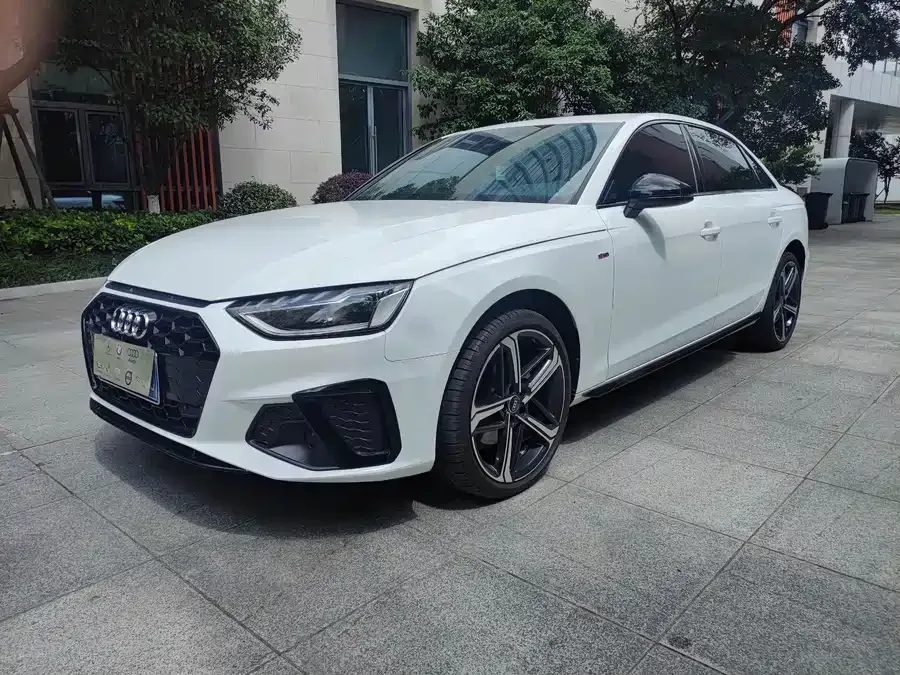 Audi a4 l 2024