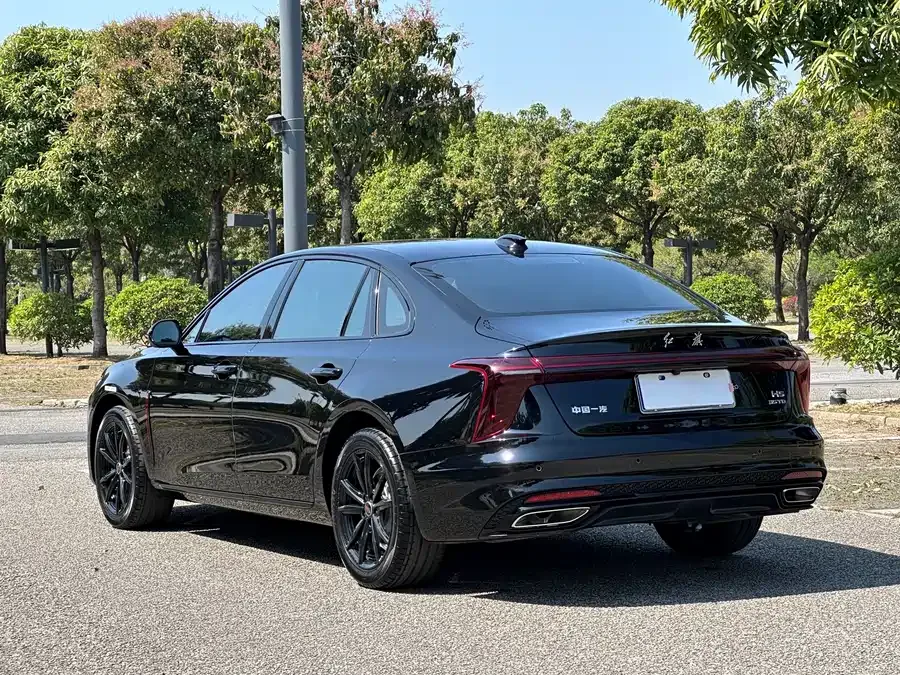 Hongqi H5 Hongqi H5 2024 1.5T DCT Zhilian Qiyun Edition 2024 — миниатюра 4
