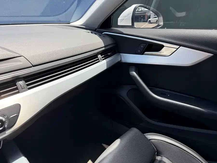 Audi a4 l 2023 40 TFSI Fashion Dynamic Edition 2023 — миниатюра 3