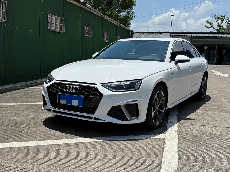 Audi a4 l 2023