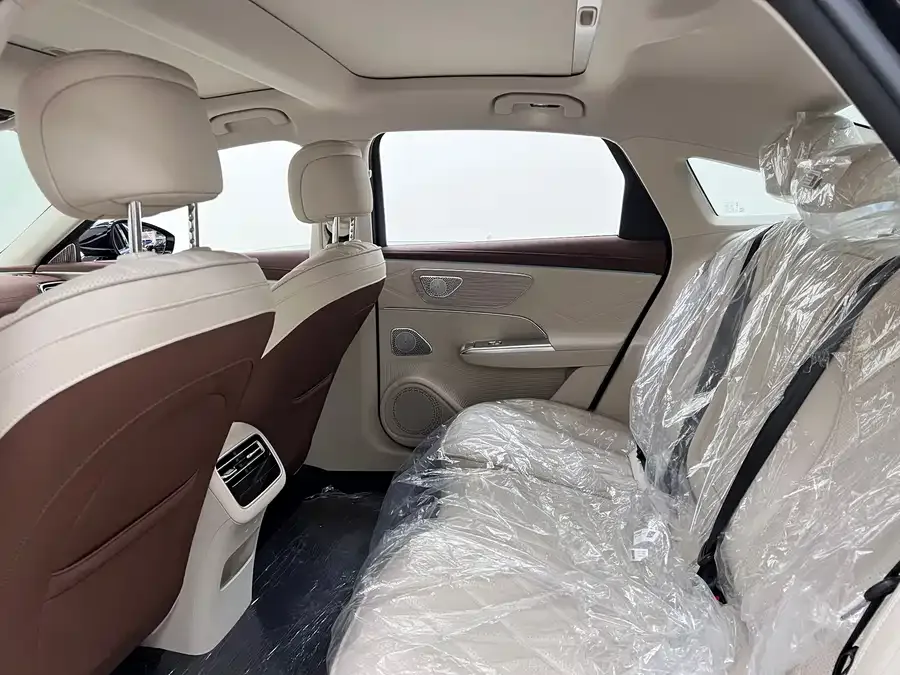 Chery Fengyun Fengyun A9L Fengyun A9L 2025 260 Super Long Range Deluxe Edition 2026 — миниатюра 5
