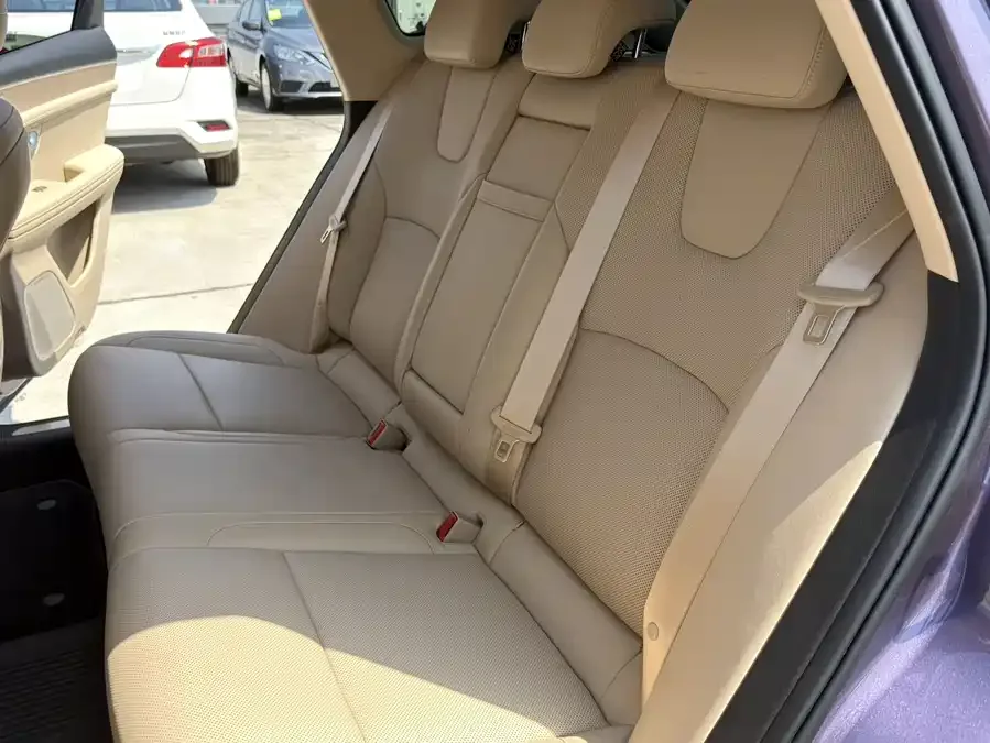 AITO M5 M5 2025 Extended Range Ultra 4WD Edition 2025 — миниатюра 2