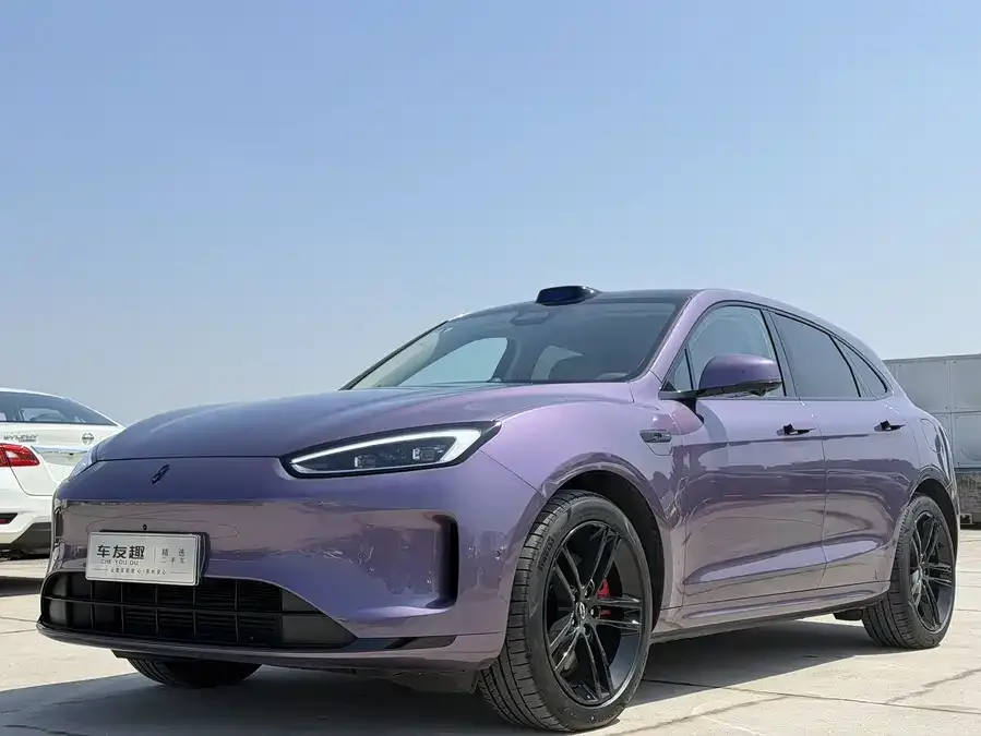 AITO M5 M5 2025 Extended Range Ultra 4WD Edition 2025 — фото 1, купить с доставкой в Москву
