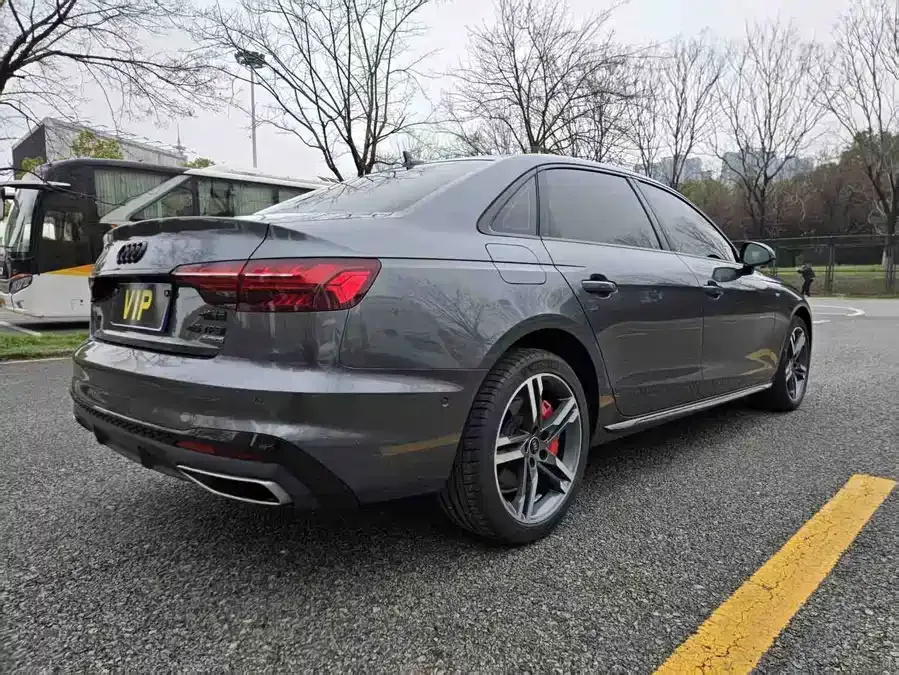 Audi a4 l 2022 40 TFSI luxury and dynamic model 2023 — миниатюра 4