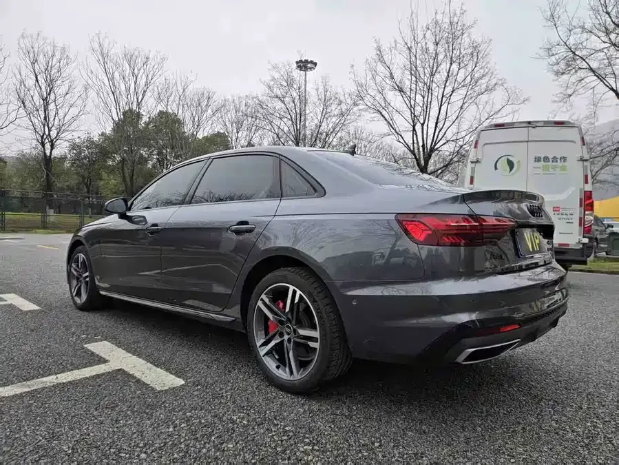 Audi a4 l 2022 40 TFSI luxury and dynamic model 2023 — миниатюра 5