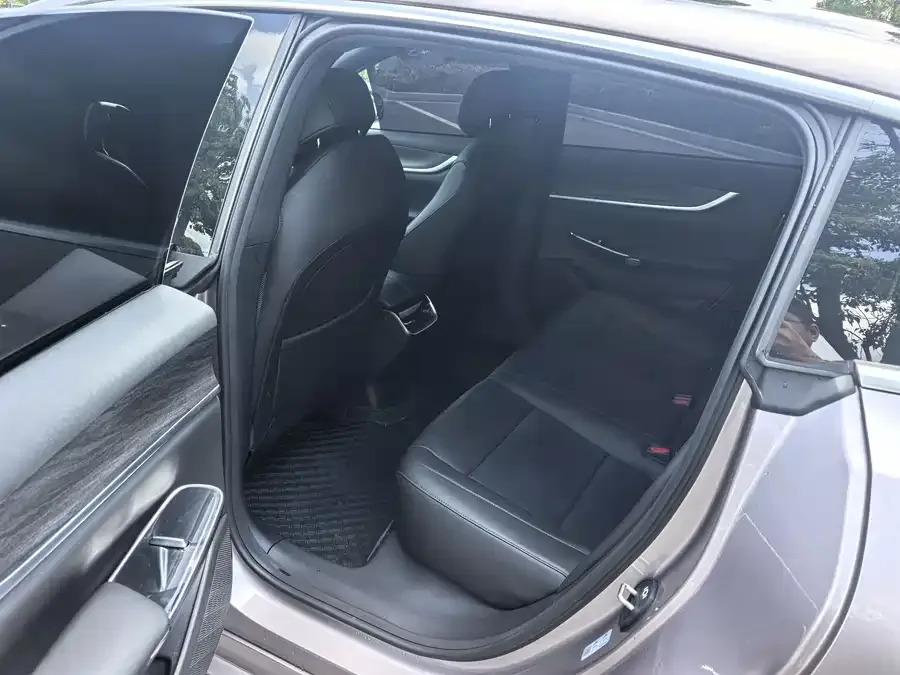 Changan A07 2025 Blue Whale Extended Range 140 Elite Edition 2026 — миниатюра 3