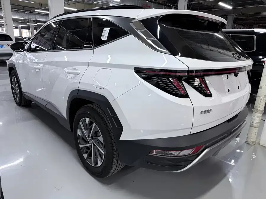 Hyundai tucson l Tucson 2023 Tucson L 1.5T Automatic 2WD GLX Elite Edition 2024 — миниатюра 5