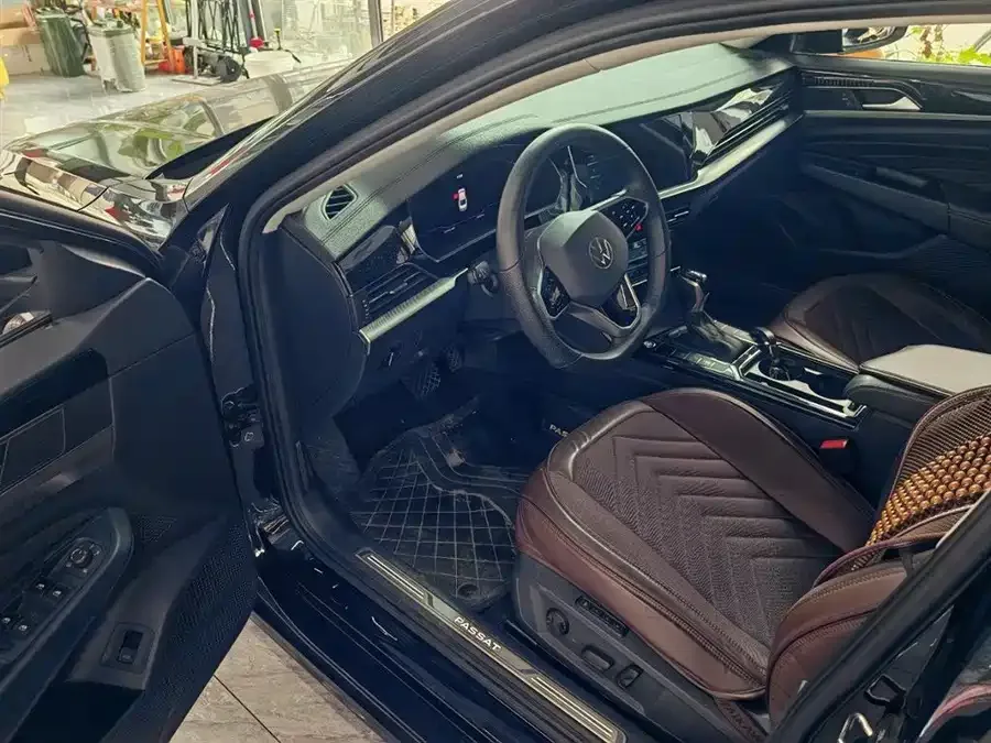 Volkswagen Passat Passat 2023 330TSI Starry Sky Deluxe Edition 2023 — миниатюра 3