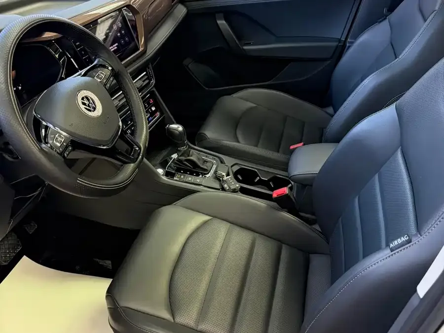 Volkswagen Tiguan (Tharu) Tuyue 2022 280TSI 2WD Luxury Edition 2022 — миниатюра 4