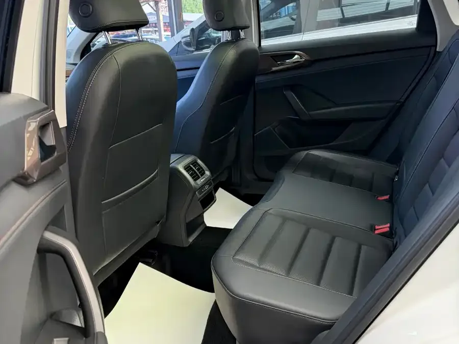 Volkswagen Tiguan (Tharu) Tuyue 2022 280TSI 2WD Luxury Edition 2022 — миниатюра 5