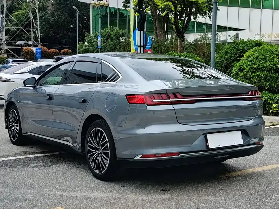 BYD Second-hand Han 2020 DM 4WD Performance Edition Premium 2022 — миниатюра 2