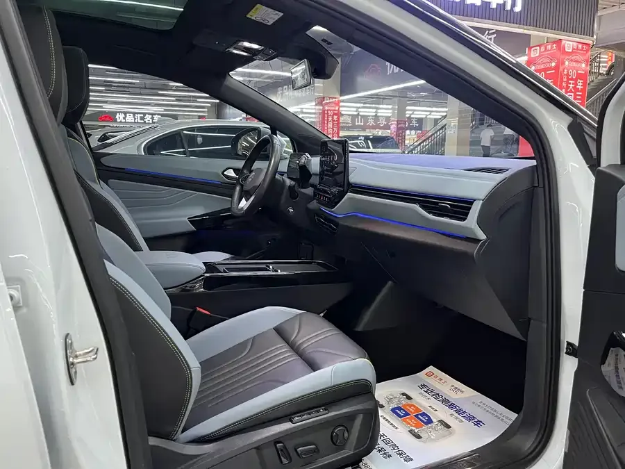 Volkswagen ID.4 X ID.4 X 2023 Upgraded Extreme Smart Long-Range Edition 2023 — миниатюра 3
