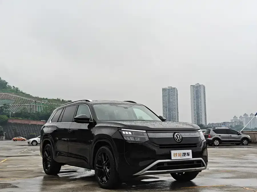 Volkswagen Teramont 2025 Touron Pro 450TSI 4WD Exploration Edition 2025 — миниатюра 2