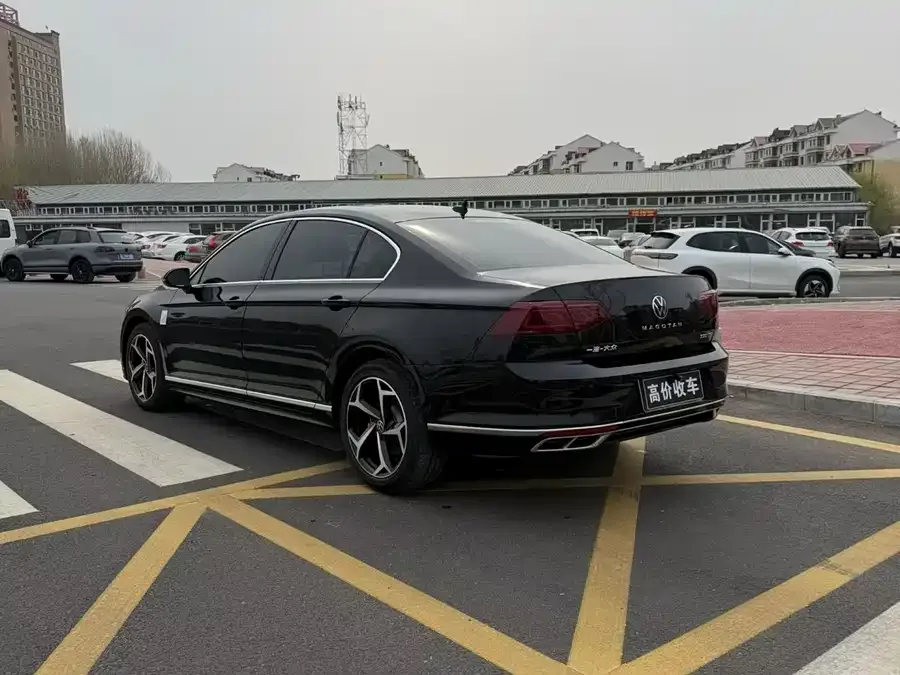 Volkswagen Magotan Magotan 2025 facelift model 330TSI DSG luxury model 2025 — миниатюра 5