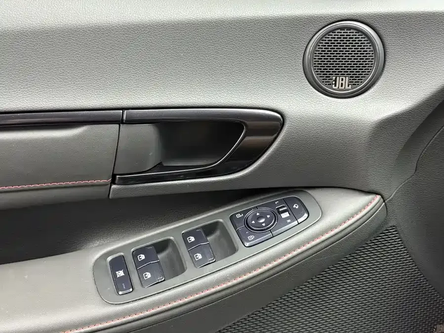 Hyundai Sonata 2022 Sonata 380TGDi Automatic 20th Anniversary Edition 2022 — миниатюра 3