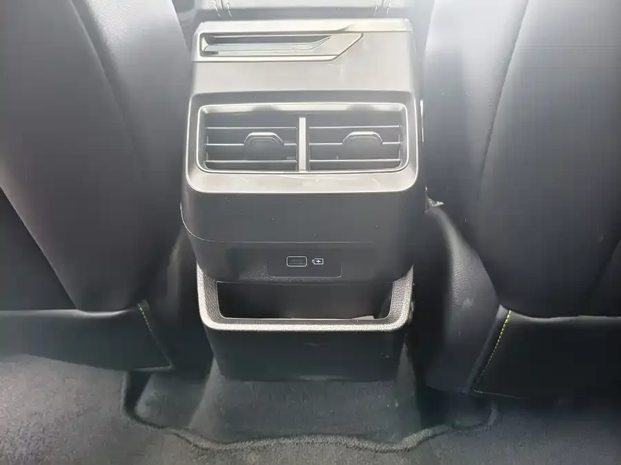 Geely Xingrui Xingrui 2023 1.5TD Kunlun Edition 2023 — миниатюра 4