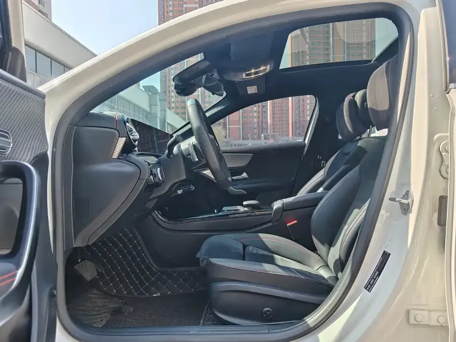 Mercedes-Benz Class A Mercedes-Benz A-Class 2023 A 200 L Fashion Edition 2023 — миниатюра 4