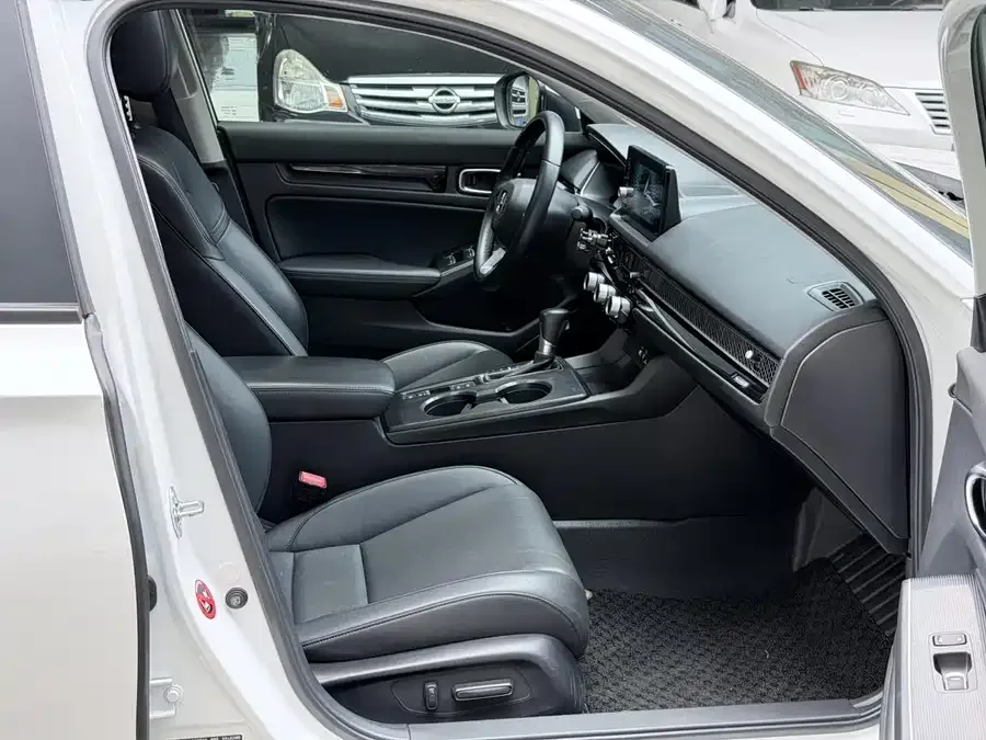 Honda Integra Stylish 2023 240TURBO CVT Deluxe Edition 2024 — миниатюра 3