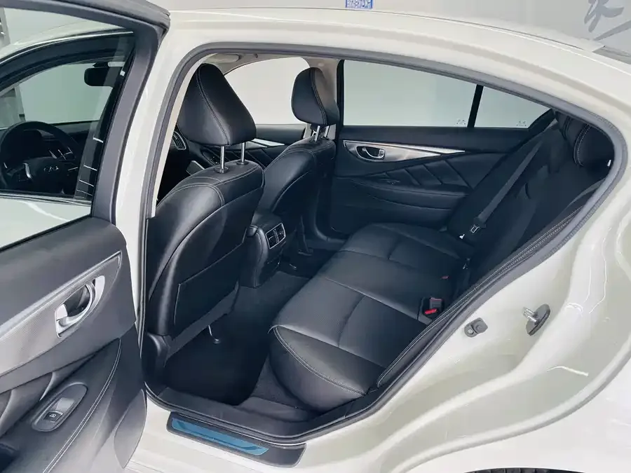 Infiniti Q50L 2022 2.0T Advanced Edition 2023 — миниатюра 3
