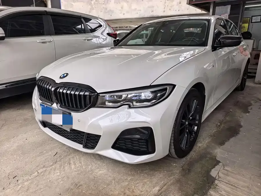 BMW 3 Series 2022