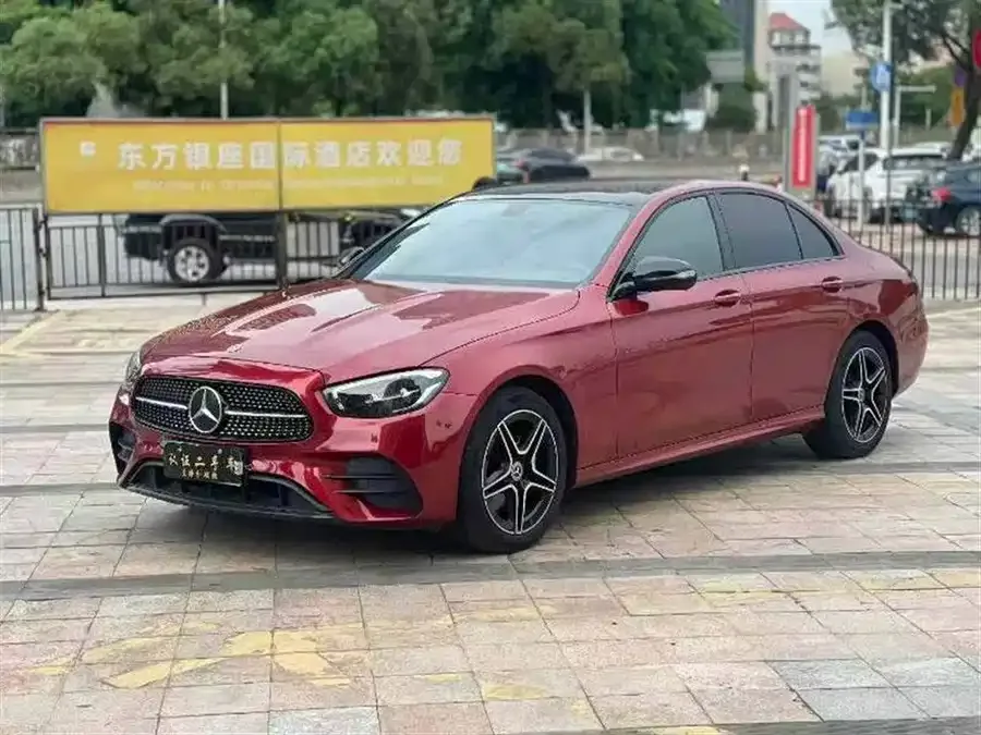Mercedes-Benz E-Class 2022