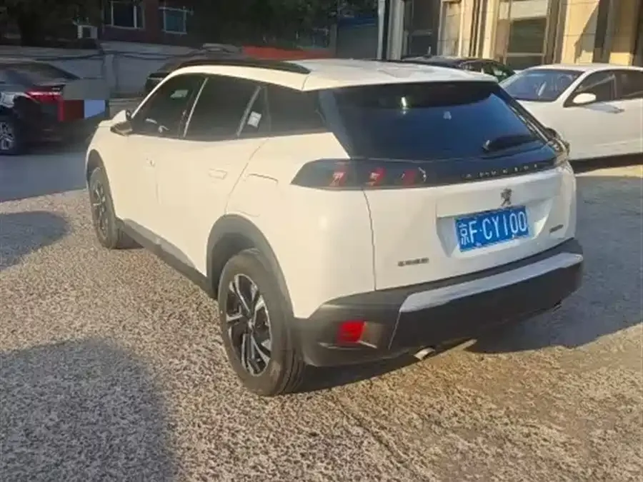 Peugeot 2008 Peugeot 2008 2022 230THP THE ONE 2022 — миниатюра 2