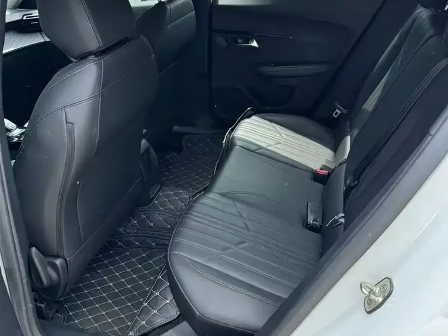 Peugeot 2008 Peugeot 2008 2022 230THP THE ONE 2022 — миниатюра 4