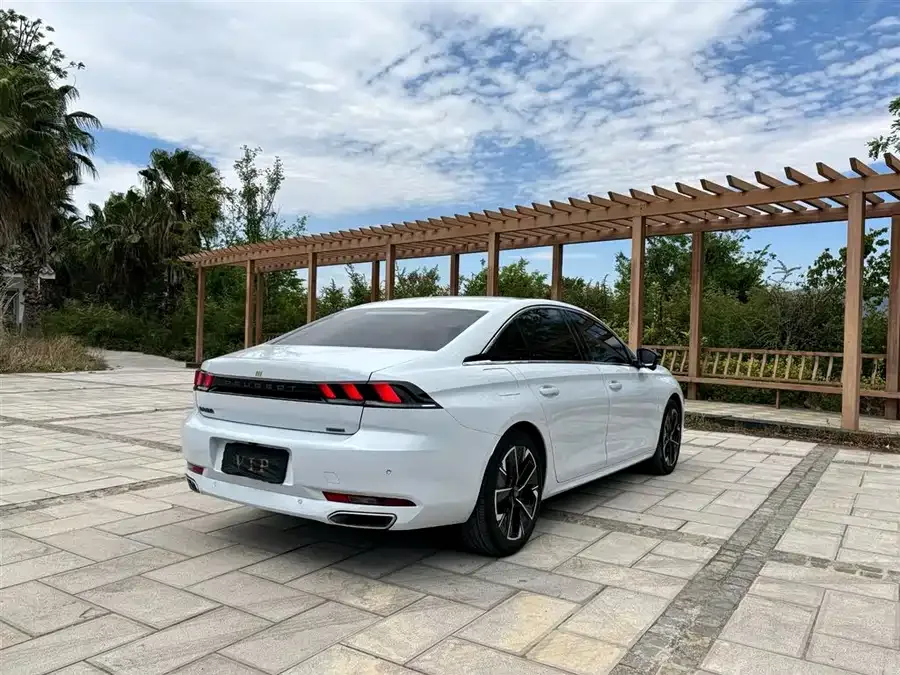 Peugeot 508 Peugeot 508 2023 508L 400THP Driving Flagship Edition 2024 — миниатюра 2